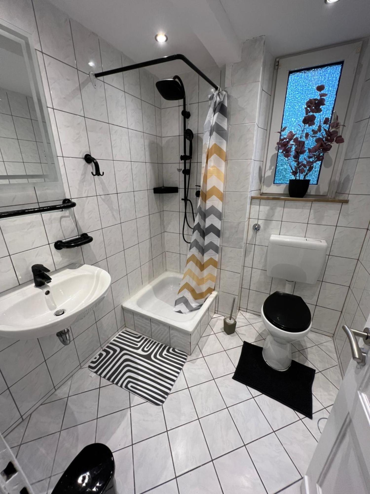 Apartments In Schoener Lage In Moenchengladbach Экстерьер фото